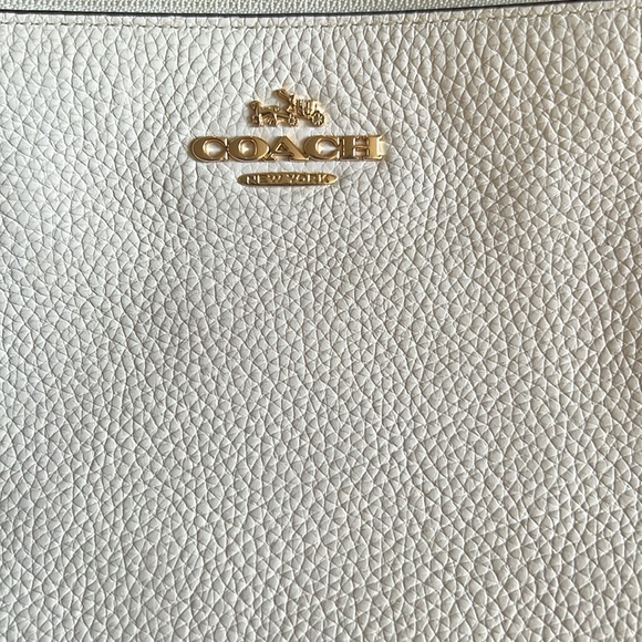 Coach Lyla Crossbody Ivory Color - Picture 5 of 14